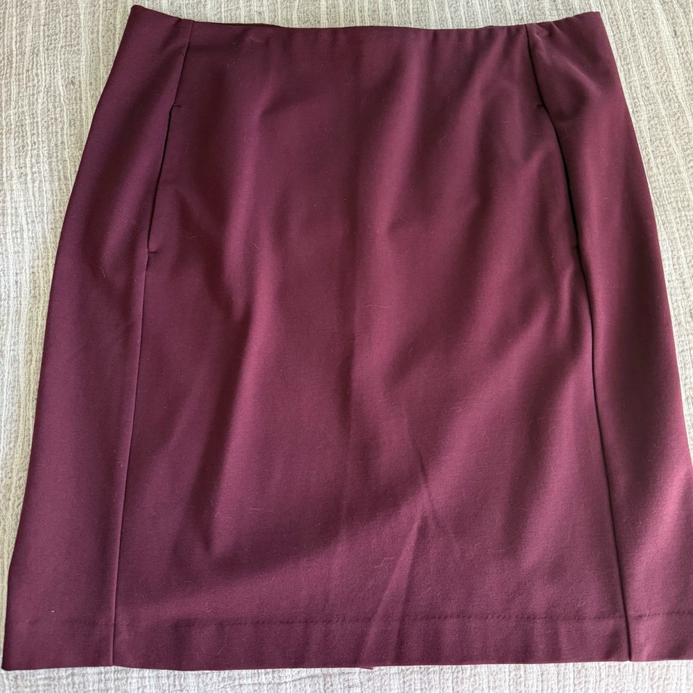 JJill Ponte Pencil Skirt in Burgundy